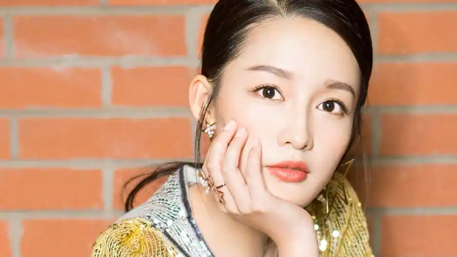 美女明星李沁高清写真电脑桌面壁纸 第二辑高清大图预览1920x1080