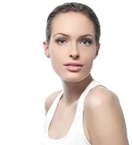 油性肌肤怎么塑白瓷肌肤 改善 护理 保养赶走油腻感