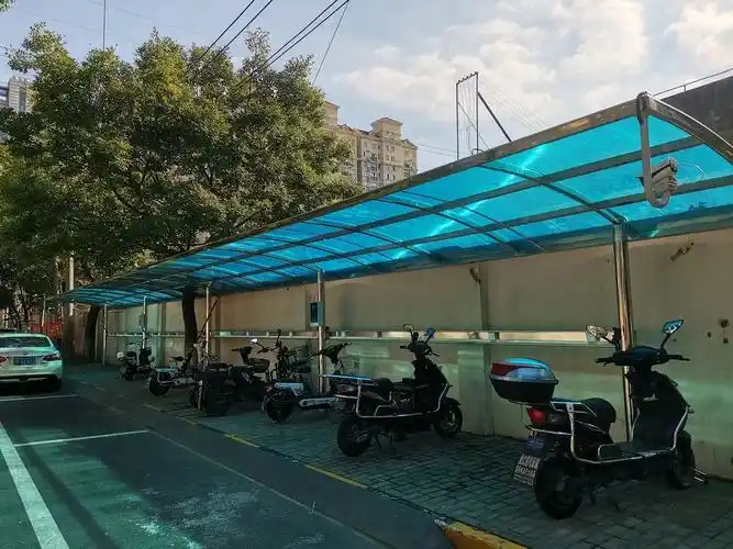 新建96个充电桩1元钱可充5小时这个小区不简单