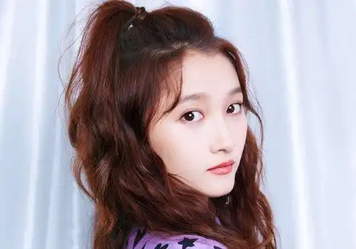 女生半扎发不是只有公主头 今年长发女生最潮半扎发设计马起来_发型