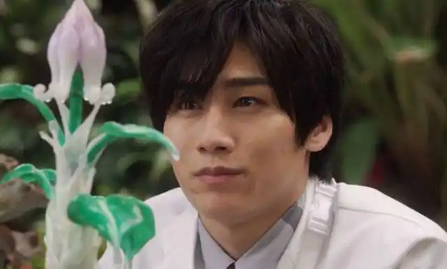 主角圆大古,总监泽井聪一郎,队长居间惠,副队长宗方诚一,技术研发崛井