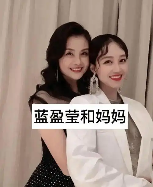 看了女明星的"妈妈",我终于知道她们为什么这么美了!_五官_面部_发型