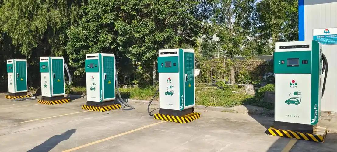 充电桩提供数据互联,统一远程智能化运维管理服务,满足广大新能源汽车