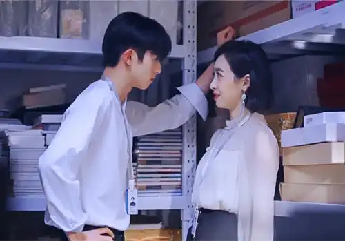 宋威龙宋茜甜蜜情侣图片_下一站是幸福