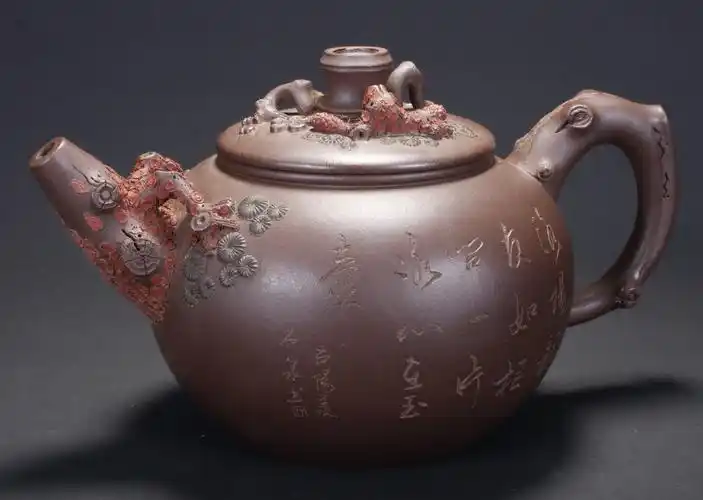 范洪泉款紫砂松针壶