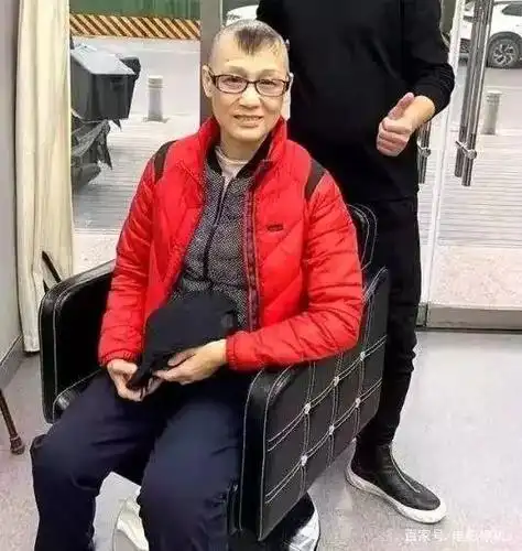 6.胡天鸽(蓝齐儿)