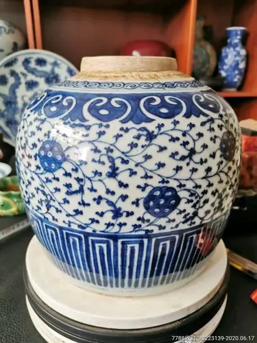 清三代乾隆青花缠枝莲大罐全品