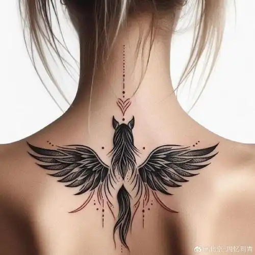 今日纹身图案分享    女生后背纹身    #纹身分享##女生纹身##纹身