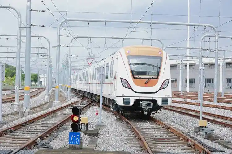 快车到发时间有变!广州地铁14号线工作日高峰行车间隔再压缩40秒