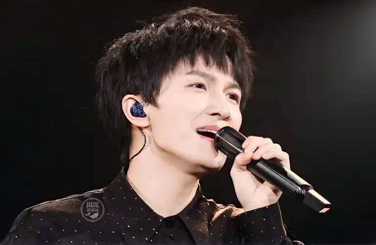 周深vb周深资讯站 - 堆糖,美图壁纸兴趣社区