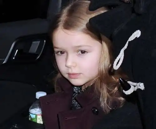 贝克汉姆家的小七近照肤白貌美,网友:盛世美颜