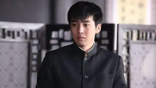 《爱的创可贴》:邹廷威倾情演绎纯爱屌丝男