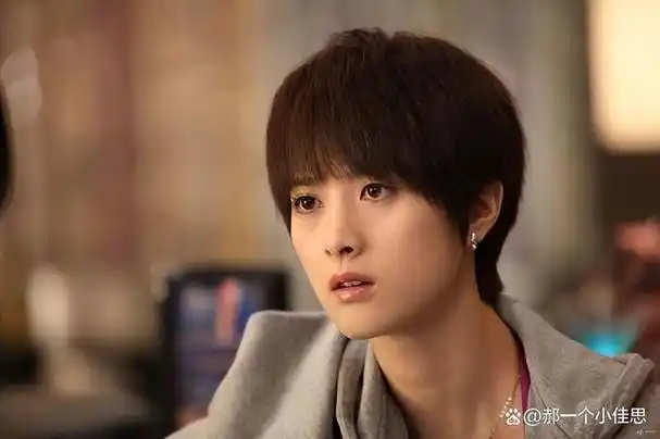 12年后,再看靳东,才知道当初他和江珊分手并非一时冲动