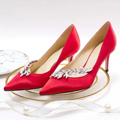 婚鞋女2021新款新娘敬酒秀禾服结婚鞋子红色绸缎高跟鞋细跟礼服鞋