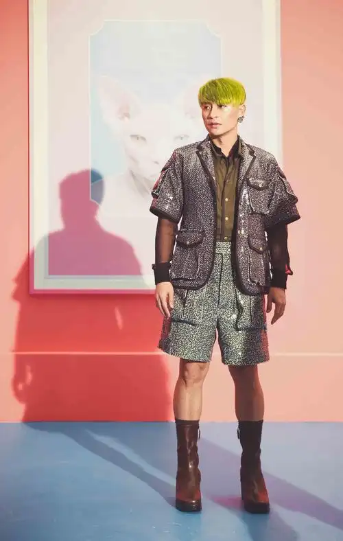 陈志朋多元化写真曝光 酷炫造型显千面男爵魅力