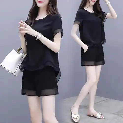 2021套装新款女装夏季时尚上衣小个子雪韩短裤纺两件套版短袖休闲