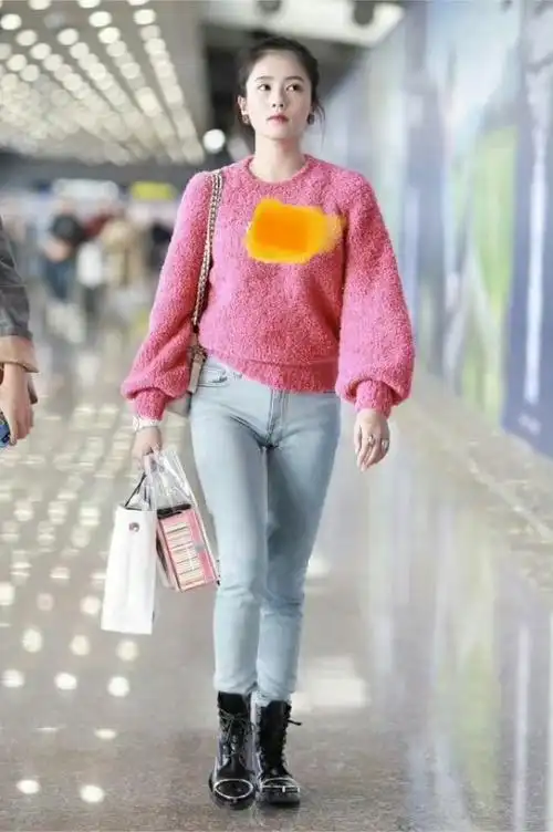 白鹿穿牛仔裤好普通啊,感觉跟刚进城一样