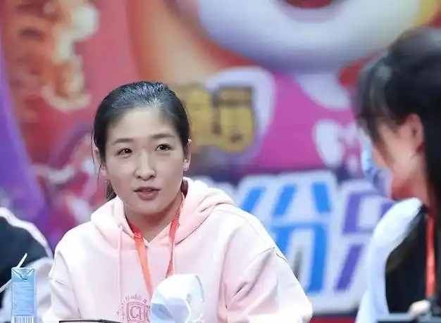 刘诗雯评论区却被骂