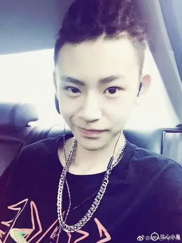 来自泡泡圈:                                     小鬼-王琳凯 浏览