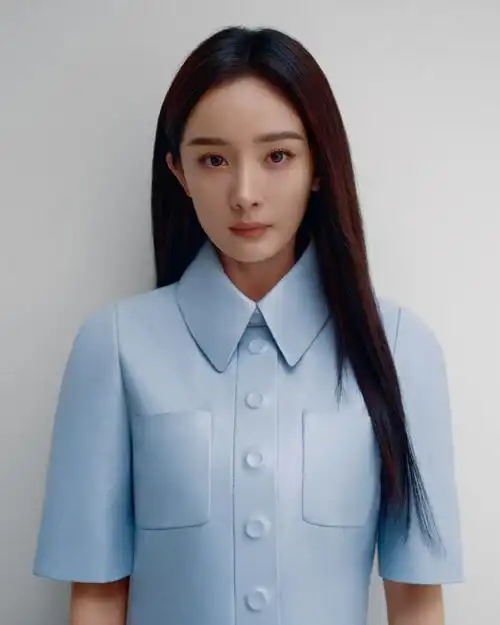 杨幂angelababy巴黎时装周造型