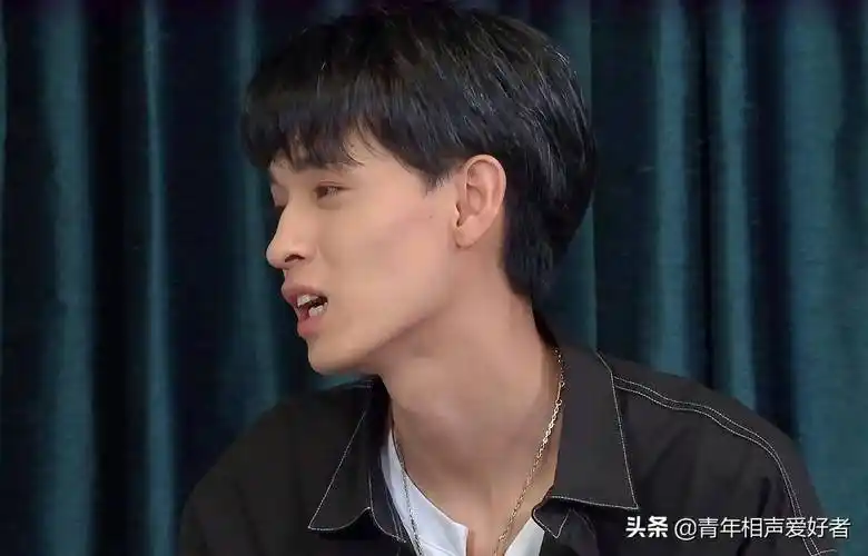 德云社团综第六期,孟鹤堂怒批队员不守规矩,镜头却直指秦霄贤_节目