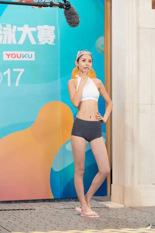 骨感女神张予曦泳装写真震撼来袭这身高和体重相当具有统治力