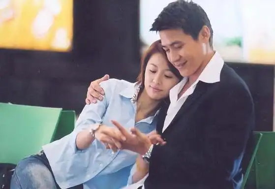 重温男才女貌苏拉很爱邱石她为何还要逃婚终于懂了