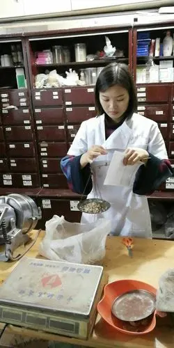 酉阳百杏中医诊所开设针灸理疗,中医内科,中医推拿,儿科,各种皮肤病,