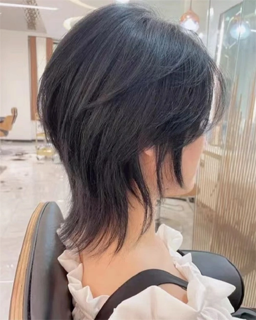 酷女生狼尾鲻鱼头 个性时尚超级瘦脸_非主流发型 - 美发站