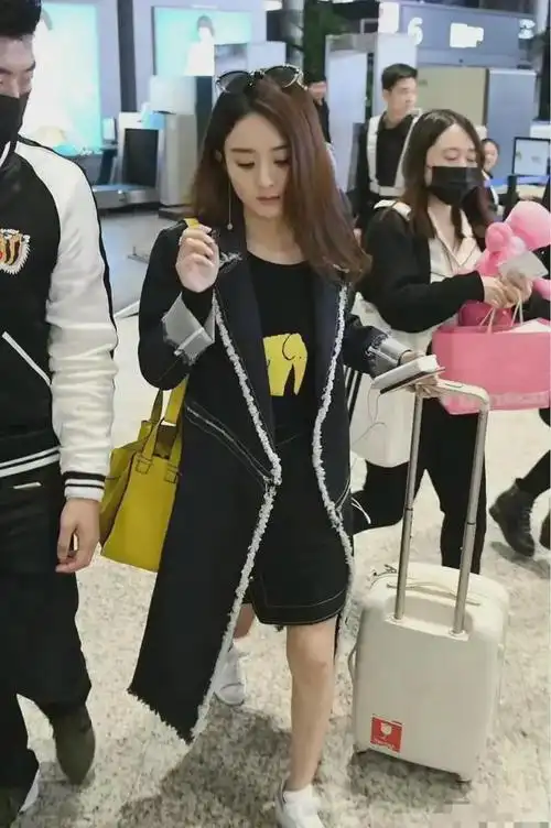 赵丽颖引发热议