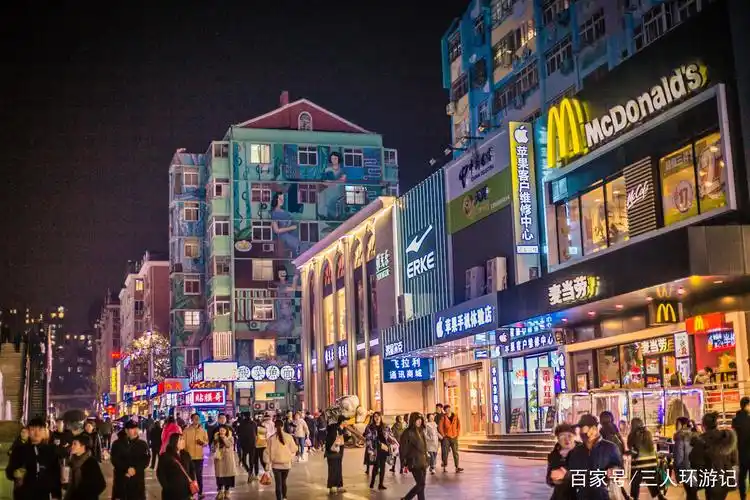 青岛最热闹的小吃街——台东,吃货的天堂