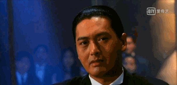 在《赌神》系列电影里,赌神高进只吃一种巧克力,而且将整条巧克力送