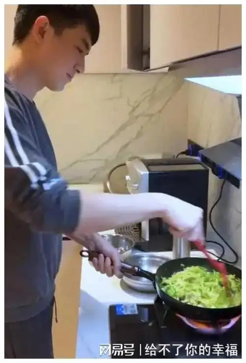 林更新豪宅曝光网友直呼好家伙