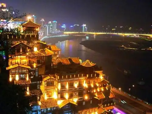 地理答啦苏轼的石钟山宋江的浔阳楼周瑜的甘棠湖名城九江除了庐山鄱阳