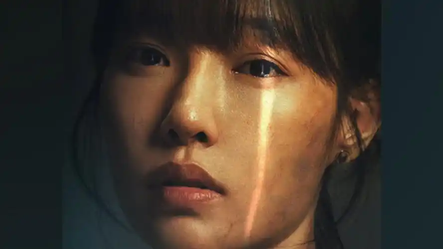 白百何新电影《门锁》发布定档预告 聚焦独居女性安全问题