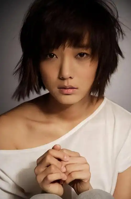 "过气艺人"的残酷"真相",在王珞丹的身上,表现得淋漓尽致!