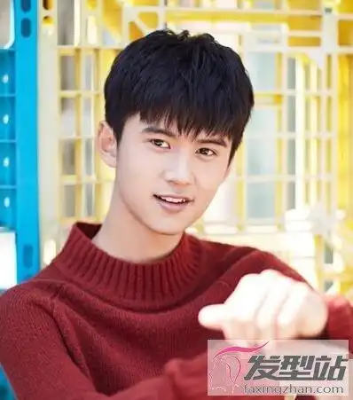 男生刘海打薄好看吗轻盈修颜晋升小脸潮男