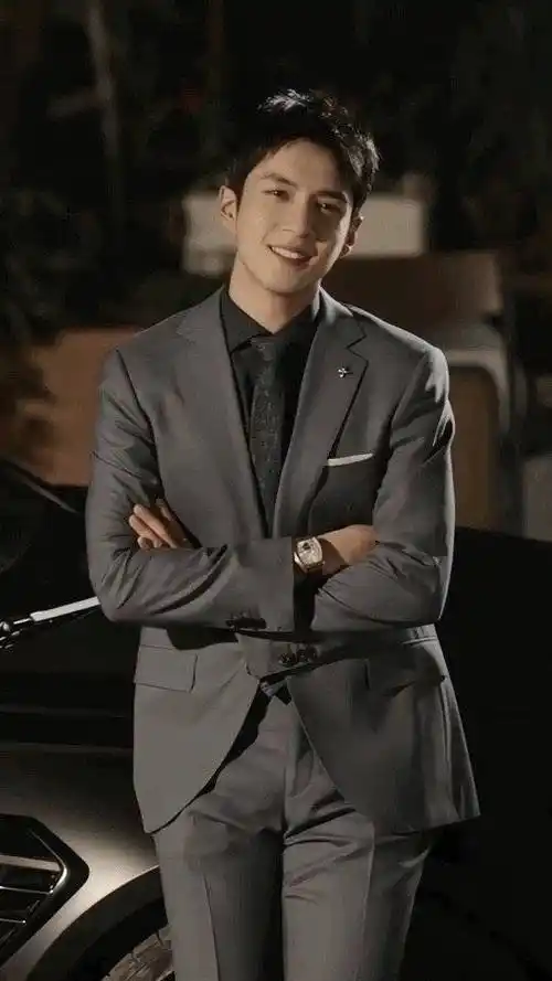 韩东君出演过电影《封神》,电视剧《乔家的儿女》,《很想很想你》的