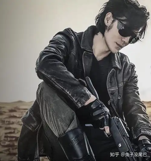 如何评价季播剧《沙海》中季晨饰演的"黑眼镜(黑瞎子)"? - 知乎