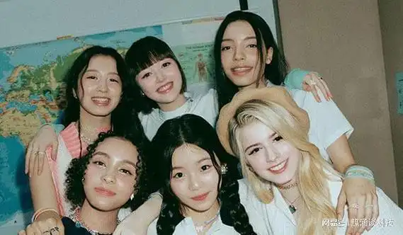 项目"a2k"(america2korea)联合推出的跨国女生组合,由lexi,kg,camila