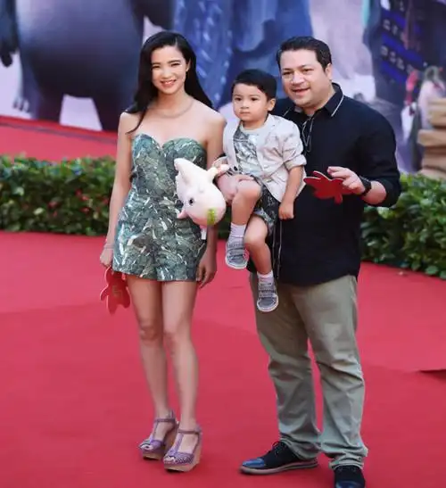 回顾龚蓓苾嫁给著名导演婚后生混血儿子夫妻恩爱23年让人羡慕