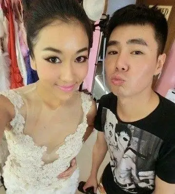 吉克隽逸老公刘石坚资料背景 被曝是一位富二代