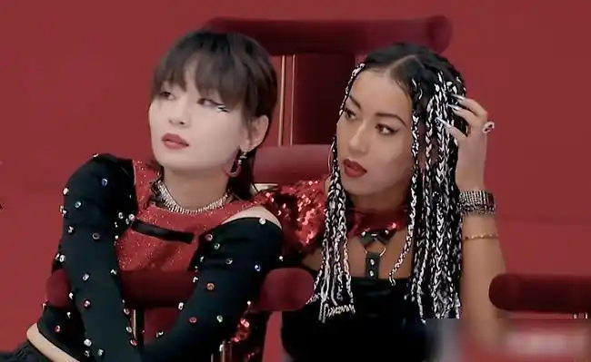 浪姐2决赛分组曝光周笔畅吉克隽逸再联手那英队略占上风