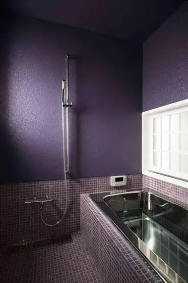 紫色卫生间瓷砖贴图营造浪漫卫生间