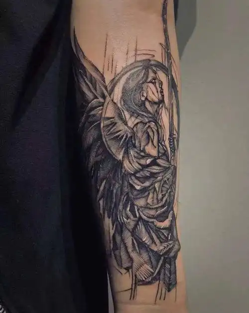 天使纹身图片_手臂欧美天使素描纹身图案