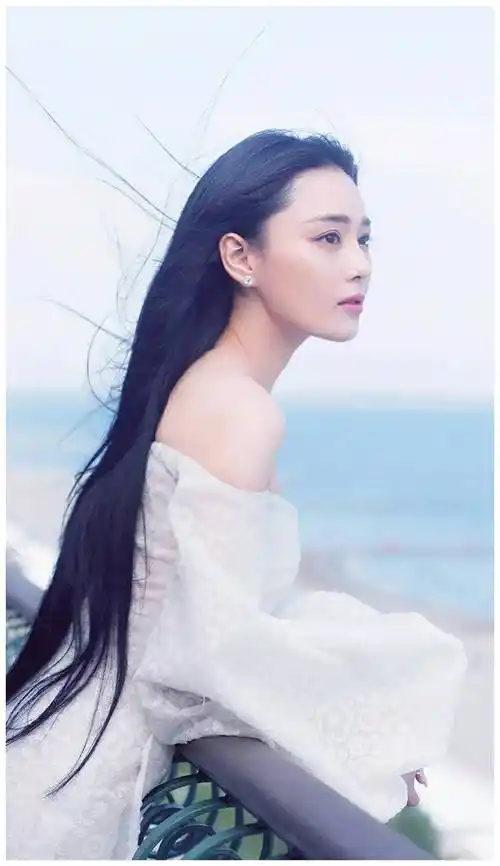 张馨予,演员,江苏人