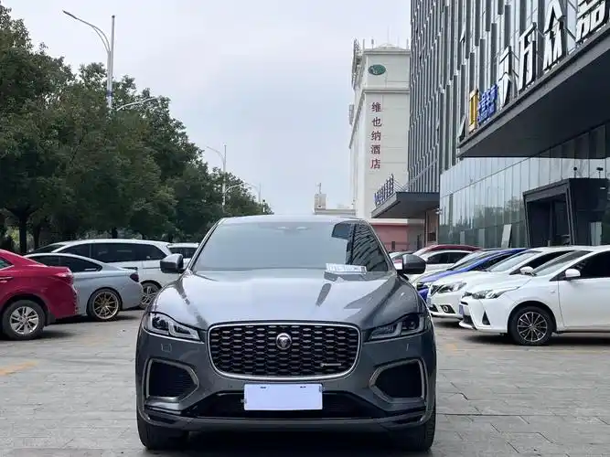 捷豹 f-pace  2022款 p340 r-dynamic se 黑色 手自一体对价格不满意?