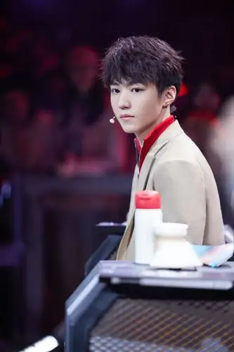 [消息]王俊凯《我们的乐队》剧照公开 市场总裁犀利点评直指关键