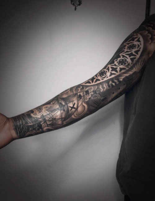男生欧美黑灰写实花臂赏析(6/9)-纹身图片网