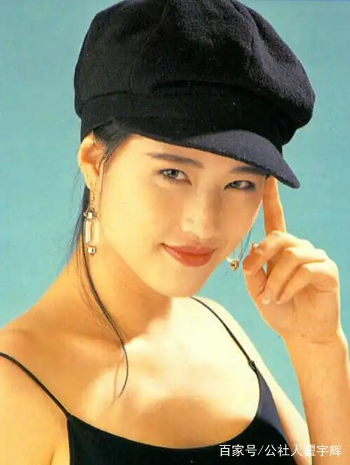 周海媚,12张年轻时的老照片,举手投足之间尽显十足的女人味